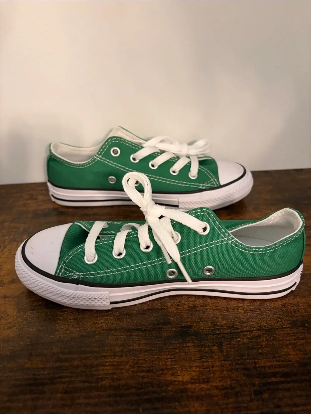 Green Low-Top Converse Sneakers
